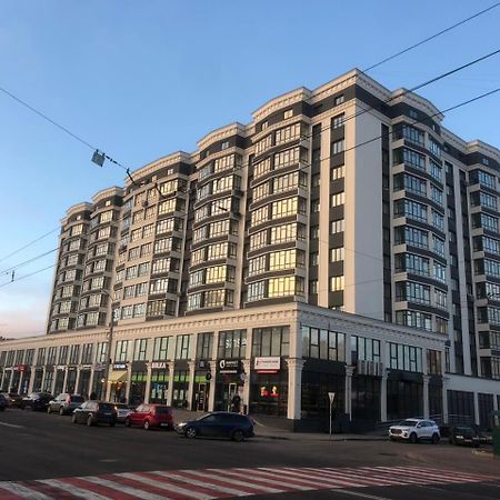 Апартаменти В Центрі На Шевченка Хмельницкий Экстерьер фото